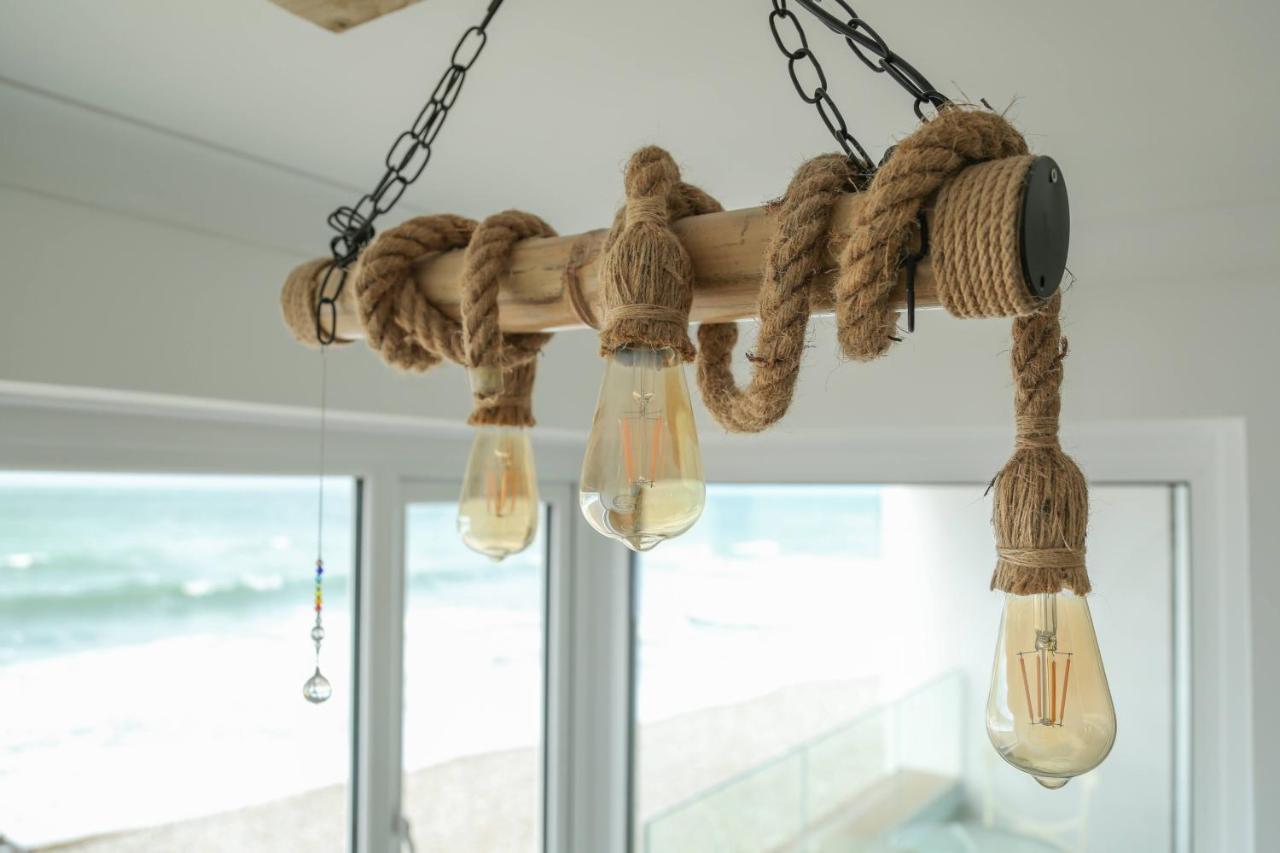 Tides - Beach Front Apartment In Bracklesham Bay 치체스터 외부 사진